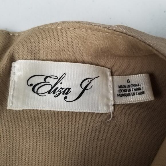 Eliza J Taupe Beige Jeweled Cutout Textured Lined Rear Zip BodyCon Dress Size 6 - Picture 5 of 6